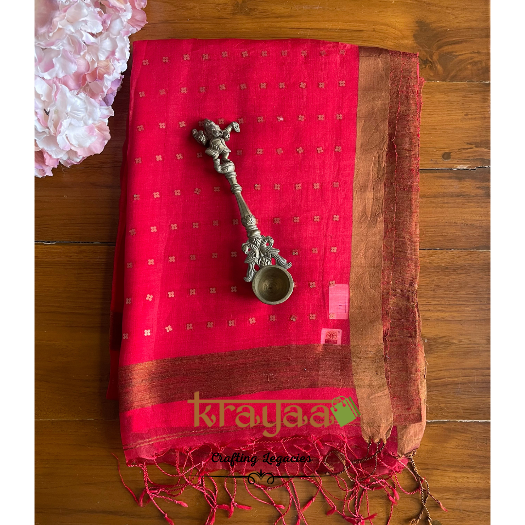Red - Matka Silk Saree With Muslin Pallu