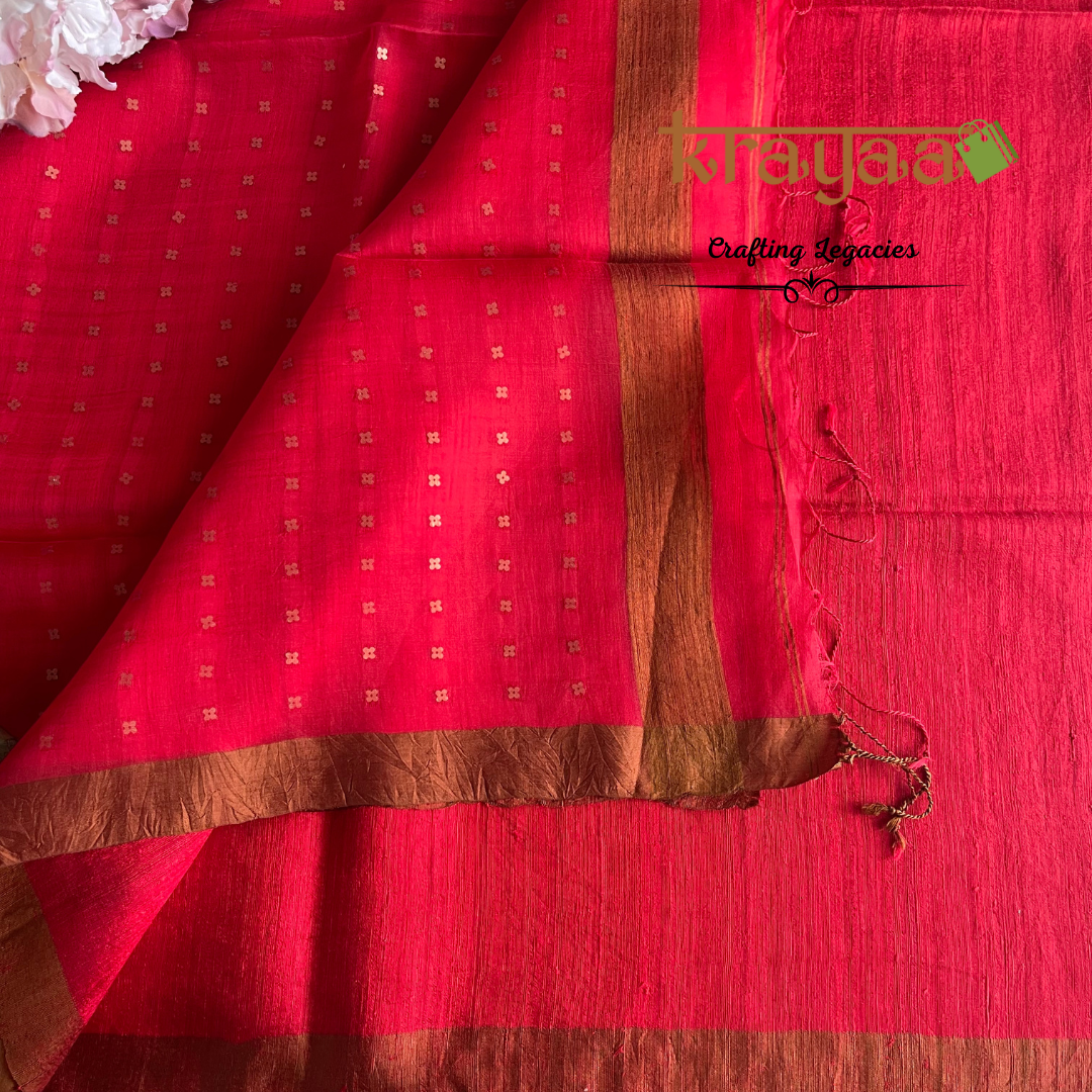 Red - Matka Silk Saree With Muslin Pallu