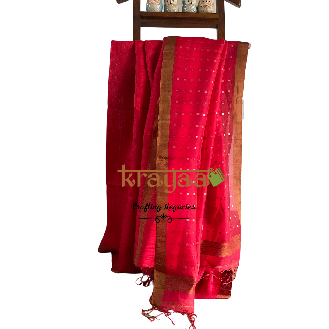 Red - Matka Silk Saree With Muslin Pallu