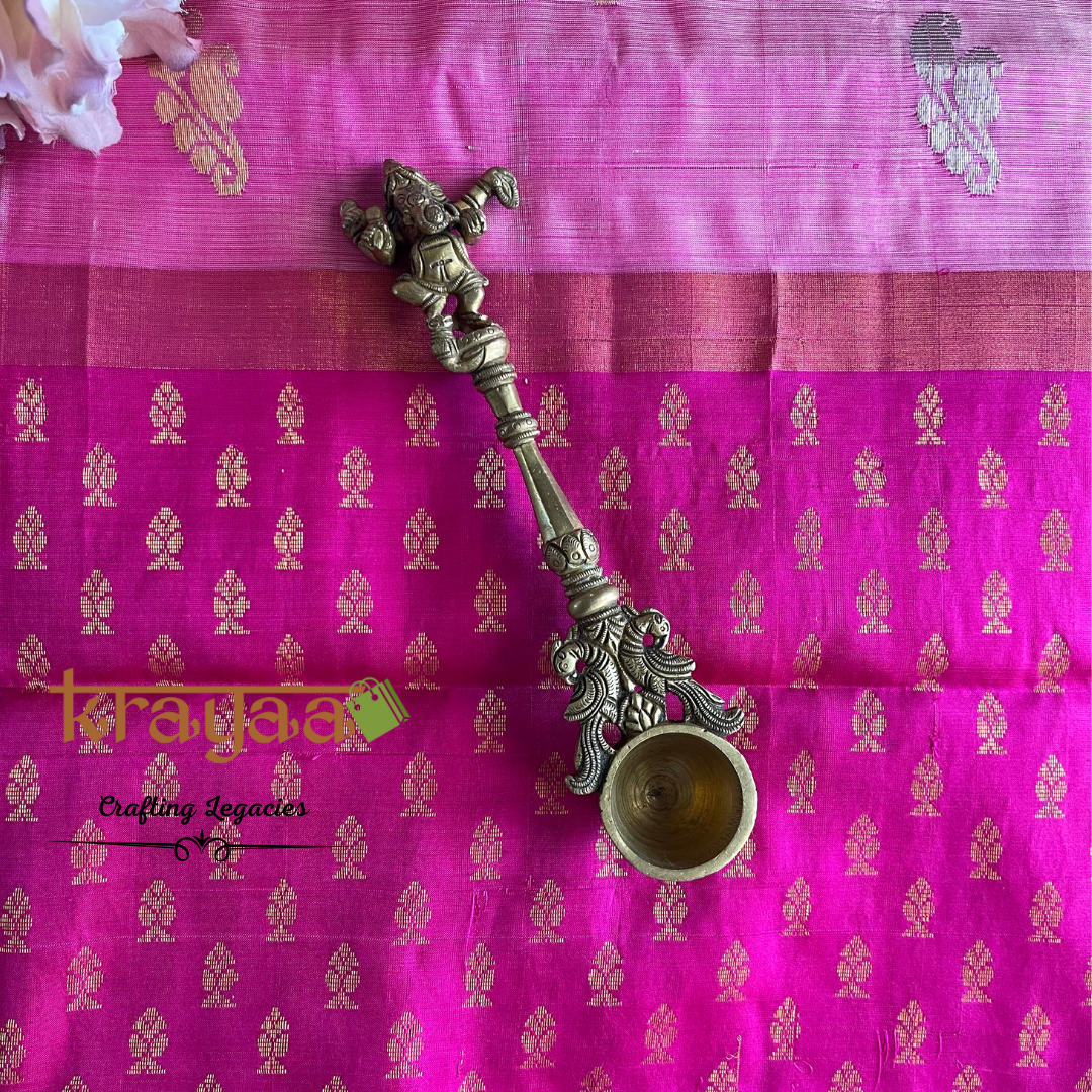 Handwoven - Uppada Silk Saree - Light pink with dark pink