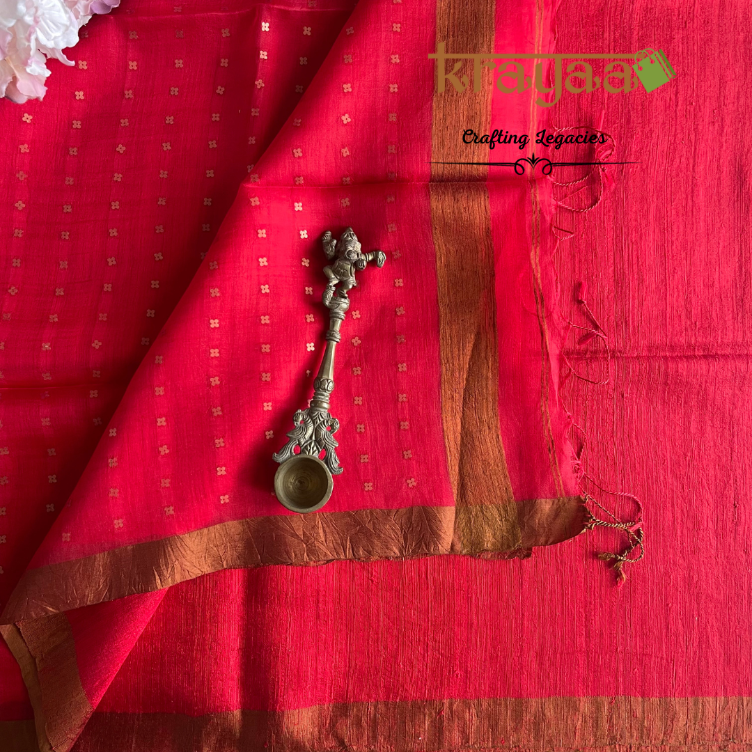 Red - Matka Silk Saree With Muslin Pallu